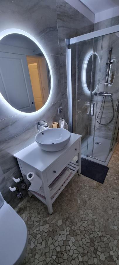 Loft Ferdinand Lägenhet Bukarest Exteriör bild